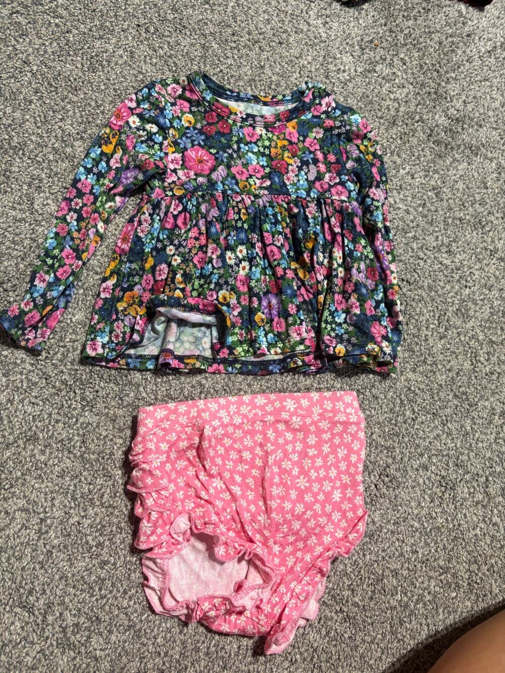 Posh Peanut girls 6-12 month floral outfit
